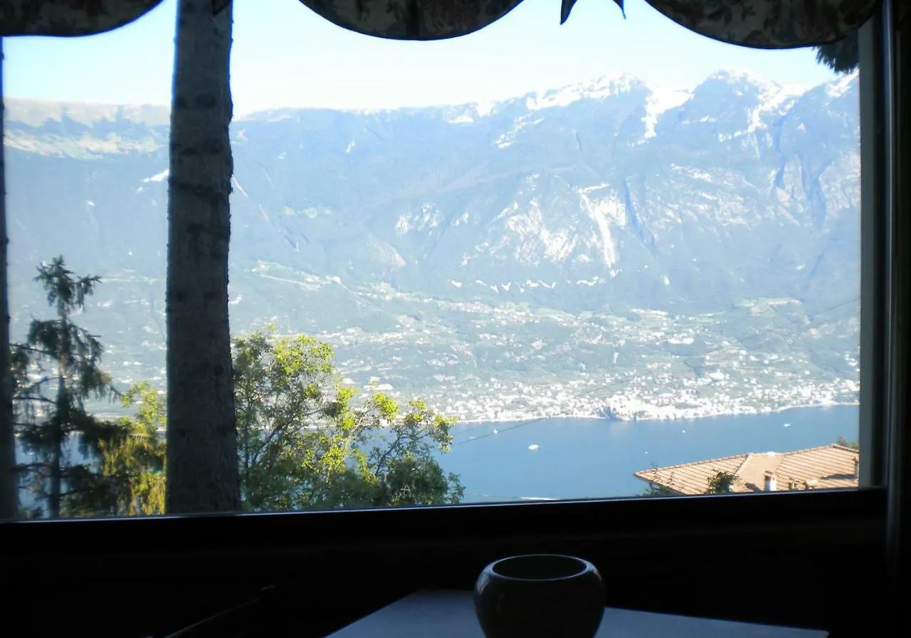 Casa Giuliana Villa Tremosine Holiday home